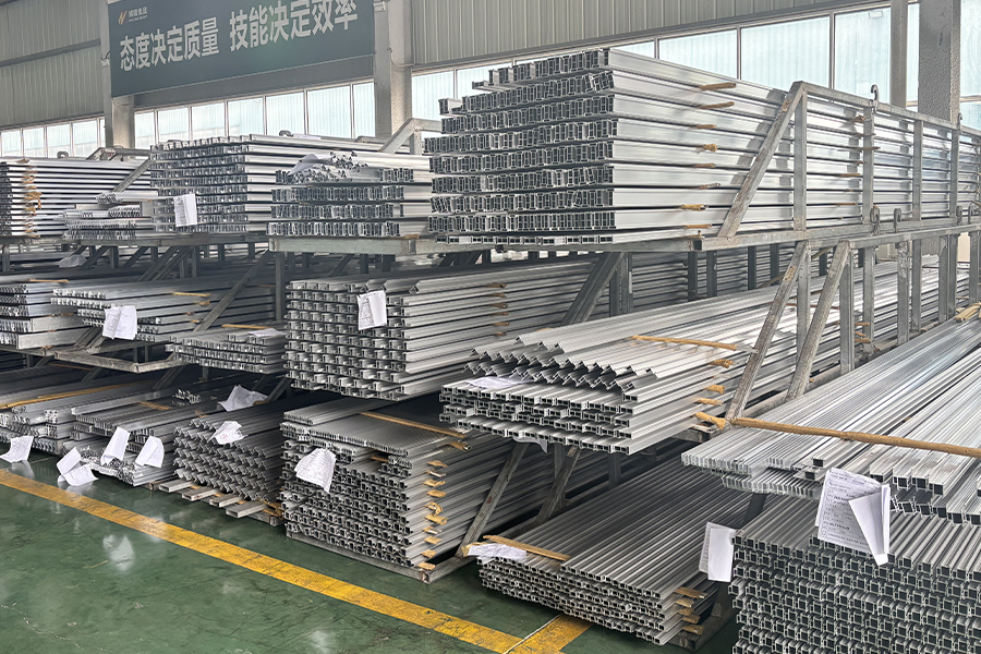 5. Verouderd aluminium profiel